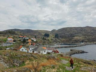 Beach Cabin With Views Over Sogndalstrand - 2