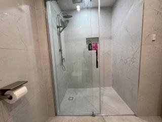 All in 3 Bedrooms,Fairfield West - 1