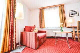 Hotel-Pension Hoferhaus - Neukirchen am Großvenediger - 9