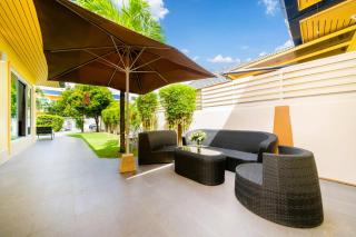 Mediteranean style 3 BR Pool Villa Platinum with garden - 4