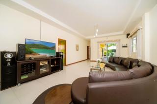 Mediteranean style 3 BR Pool Villa Platinum with garden - 1