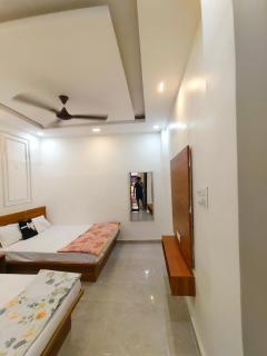 Shivay homestay ujjain , near mahakaleshwar temple - 9