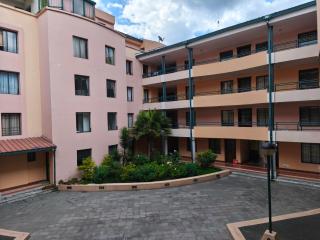 Comfortable Suite -San Blas near Basilica of Quito - 8