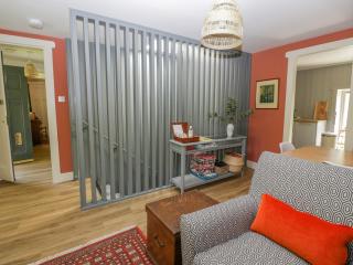 The Coach House - Holmwood - 3