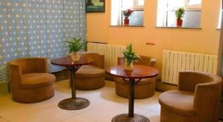 GreenTree Inn Urumqi South Xinhua Road Hotel - 9