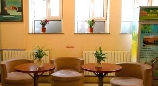 GreenTree Inn Urumqi South Xinhua Road Hotel - 4