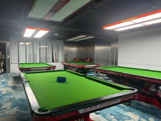 Crowne Plaza Hotel - 2