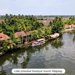 The Lake Paradise Boutique Resort - 9