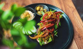 Nookhouse Cafe & Guesthouse - 4