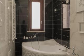 Charlemagne appartamento 65 m2, 2 camere da letto, 2 bagni, ampio patio, 6 posti letto - 4