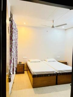 Hotel Krishna Gorakhpur - 7