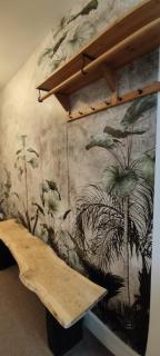 Cheltenham town centre with parking space - 3