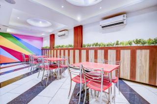 Super Townhouse Zero Mile Gandhi Setu Formerly Classic Court - 5