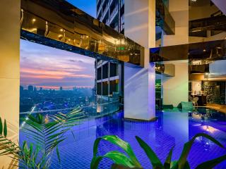 Hidden Village at Gramercy Residences - APARTMENT with Infinity Pool Sauna Gym - 1