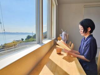 「淡路島一棟貸宿　野うさぎ 」高台から海を望む貸別荘！2023年新築離れの素泊まり - 8