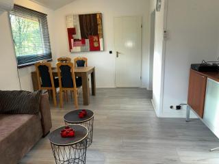 104 smarttv xbox restaurant playyard P keybox airco starlink pets all incl - 1