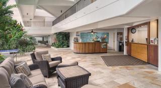 Wyndham Royal Sea Cliff Resort - 5