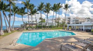 Wyndham Royal Sea Cliff Resort - 1