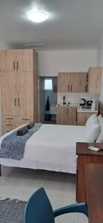 Sunbird Self-Catering Unit 19 - 5