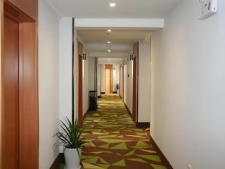 Vatica Yangzhou Dongguan Street Hotel - 3