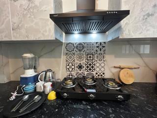 Sukoon Retreat modern 1bhk private Apartment Mountain View free parking - Rishikesh - 7