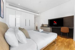 3BR Luxury Stay with Maid Room and Views of Ain Dubai & Sea - 3