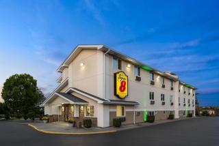 Super 8 by Wyndham Latham - Albany Airport - 8