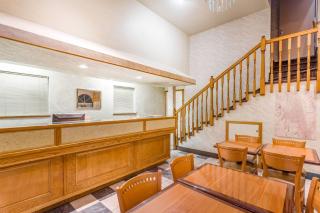 Days Inn by Wyndham Bishop - 6