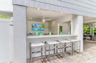 The 19th Hole - 238 - 3