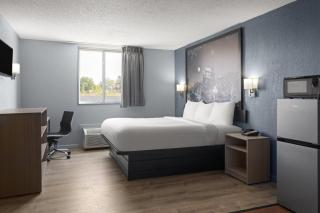 Super 8 by Wyndham Fort Wayne - 4