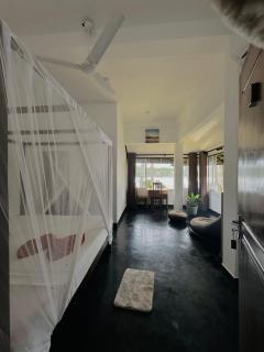 Surf Home Stay Hiriketiya - 4