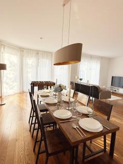 Luxuriöse Ferienvilla mit Garten, Gaming Zone & Netflix - 5