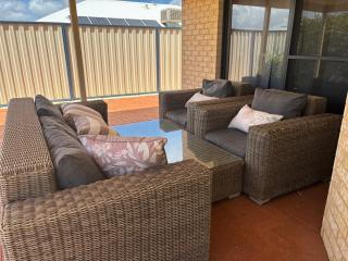 Madora Bay Beach House - 7