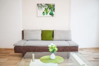 Modern 2BR Shared Apt Very Central - 7