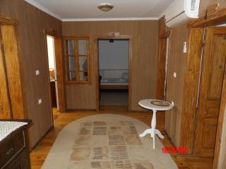 Етаж от Хаджи Марковата къща за гости - град Дряново - 5