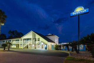 Days Inn by Wyndham Alma - 3