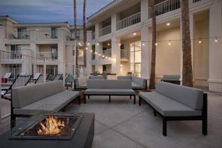 Home2 Suites by Hilton Scottsdale Old Town - 8