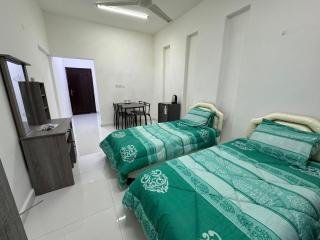 Near Airport Rooms - 3