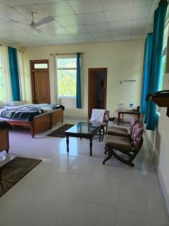 Rituraj Hotel and Restaurant - 1