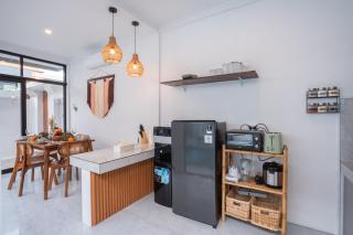 3 mins from Batu Bolong Beach, Villa Mas 1 - 6