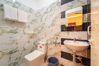 VSA Residency opp to Chunnambar Boat House - 4