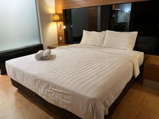 Suit Unit at Dua Sentral - 0