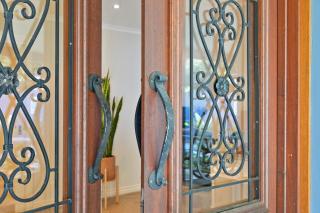 Palm Beach Retreat Getaway - 8