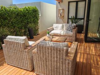 Caracal 54 Overnight for 2 - 1