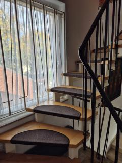 Spitzbodennest am Wald - 4