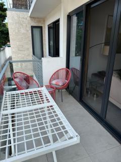 EasyStay Premier 2BDR Tribute House - 7