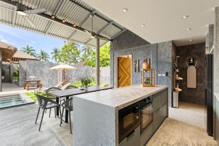 Private Beach Villa With Sunset Views-On The Sand - 4