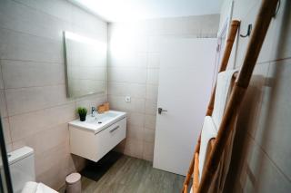 Teatinos Exterior Apartment - 4