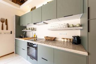 Private Beach Villa With Sunset Views-On The Sand - 3