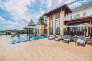 Leva Boutique Hotel - 4